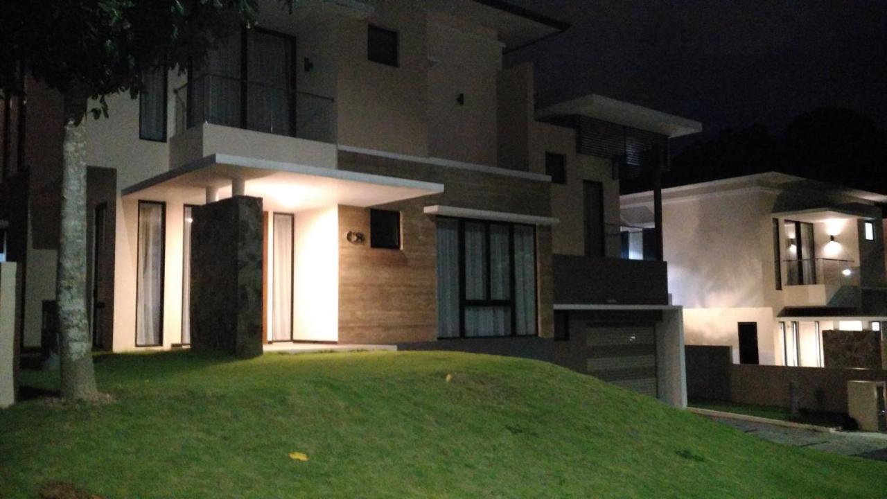 SleepRest @ Nagoya Valley Exterior foto